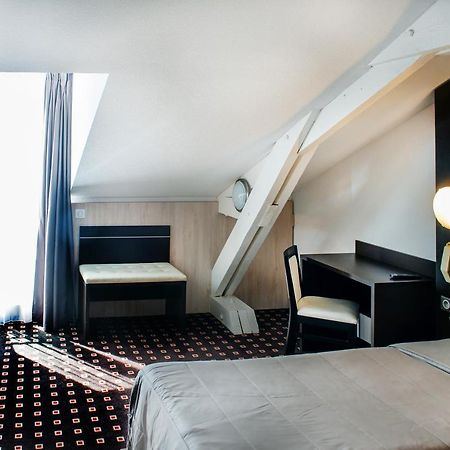 Hotel Stella Lourdes Bagian luar foto